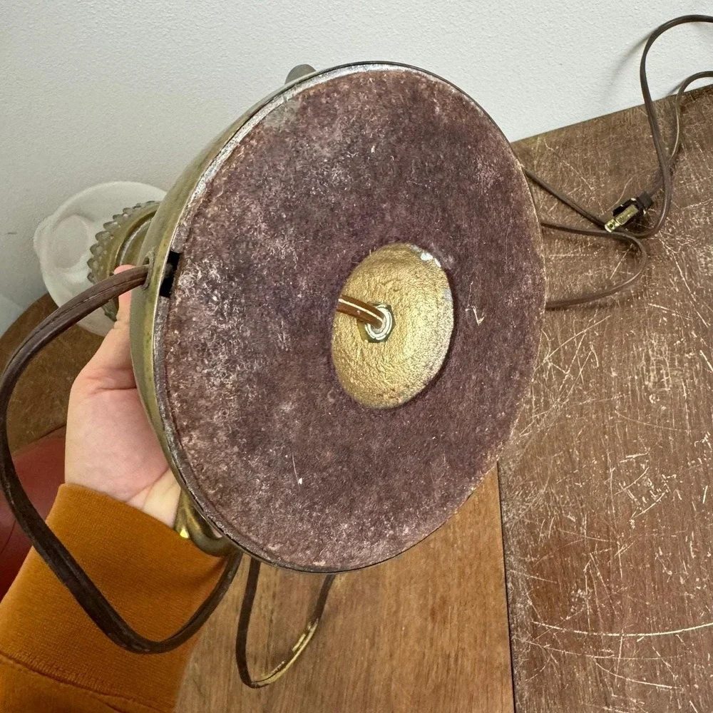 Vintage‎ Brass Tea Pot Kettle Red Metal Shade Table Accent Lamp Flicker Bulb